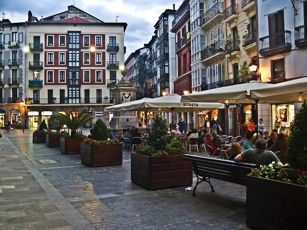 Homestay Habitacion Privada En El Centro De Bilbao
